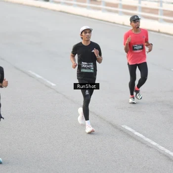 Runner Photo 6818601