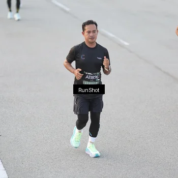 Runner Photo 6818625