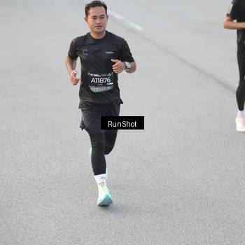 Runner Photo 6818646