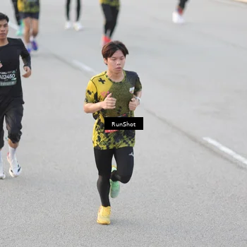 Runner Photo 6818726