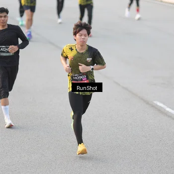 Runner Photo 6818729