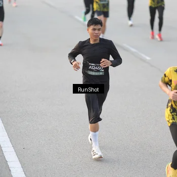 Runner Photo 6818733
