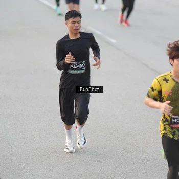 Runner Photo 6818762