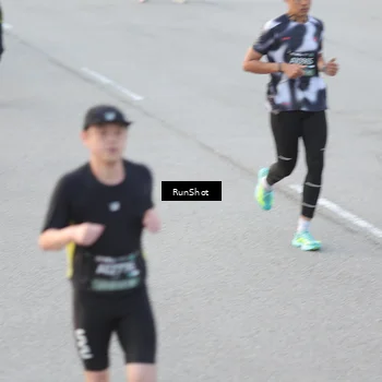 Runner Photo 6818853
