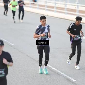 Runner Photo 6818857