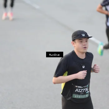 Runner Photo 6818872