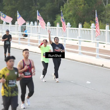 Runner Photo 6818907