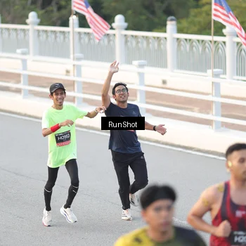 Runner Photo 6818926