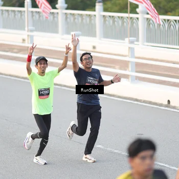 Runner Photo 6818952