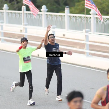 Runner Photo 6818956