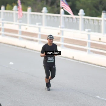 Runner Photo 6819007