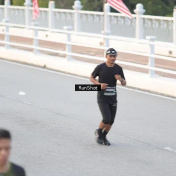 Runner Photo 6819013