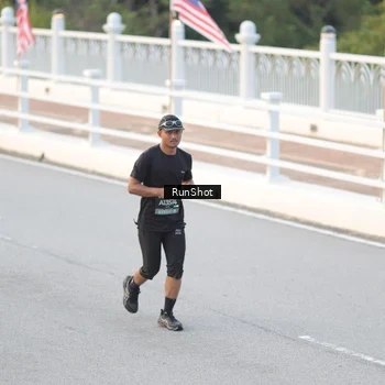 Runner Photo 6819015
