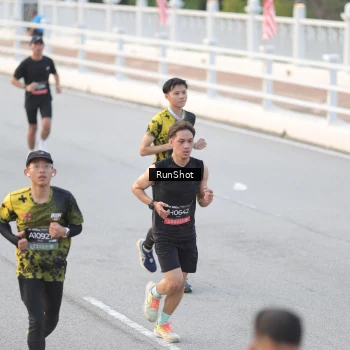 Runner Photo 6819029
