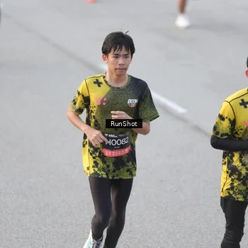 Runner Photo 6819081