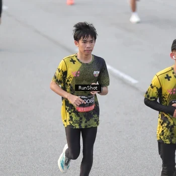 Runner Photo 6819083