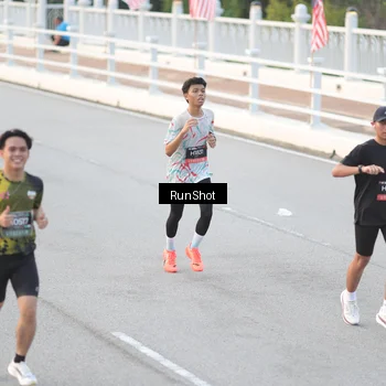 Runner Photo 6819098