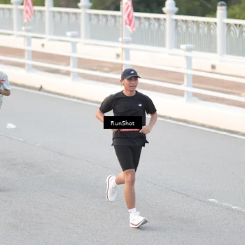 Runner Photo 6819115