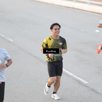 Runner Photo 6819116