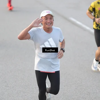 Runner Photo 6819145