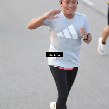 Runner Photo 6819158