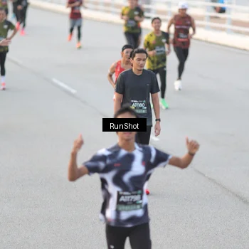 Runner Photo 6819172
