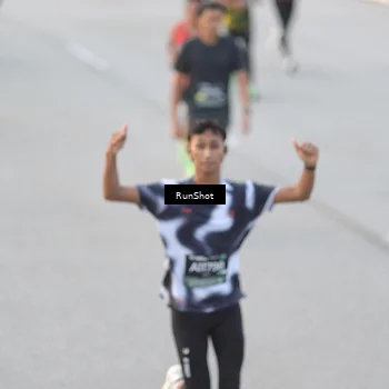Runner Photo 6819178