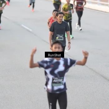 Runner Photo 6819203