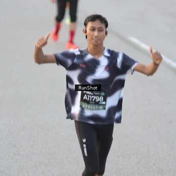 Runner Photo 6819208