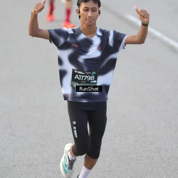 Runner Photo 6819211