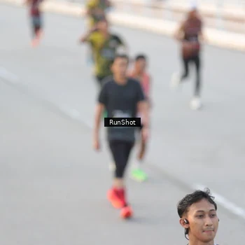 Runner Photo 6819212