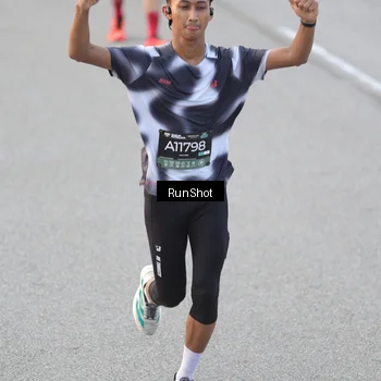 Runner Photo 6819246