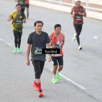 Runner Photo 6819249