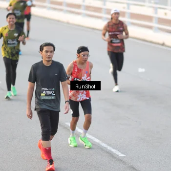 Runner Photo 6819250