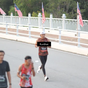 Runner Photo 6819257