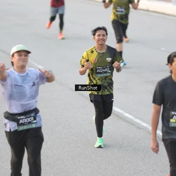 Runner Photo 6819275