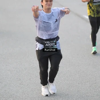 Runner Photo 6819278