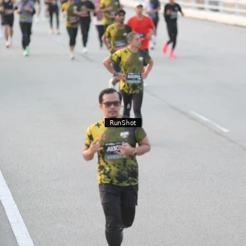 Runner Photo 6819283