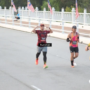 Runner Photo 6819295