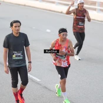 Runner Photo 6819297