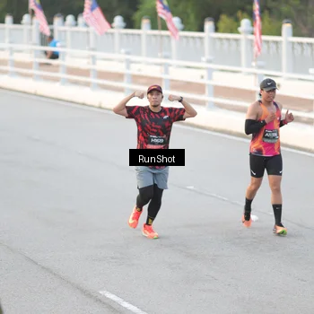 Runner Photo 6819299