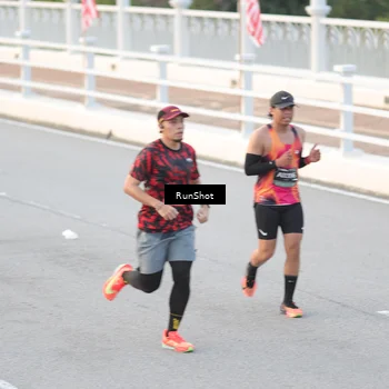 Runner Photo 6819314