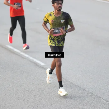 Runner Photo 6819332
