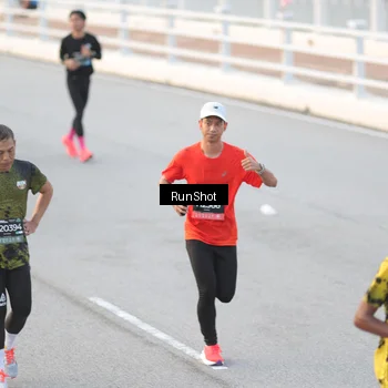 Runner Photo 6819335