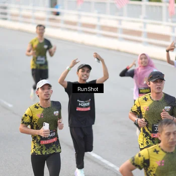 Runner Photo 6819369