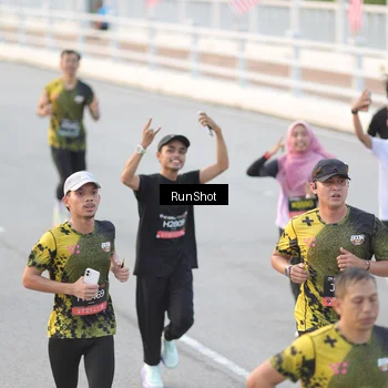 Runner Photo 6819371