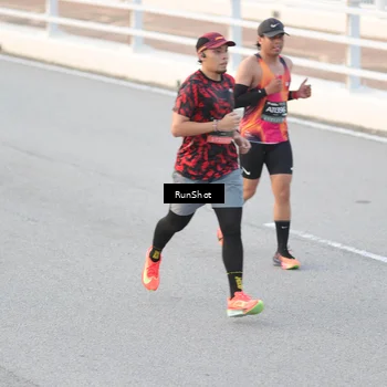 Runner Photo 6819373