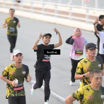Runner Photo 6819374