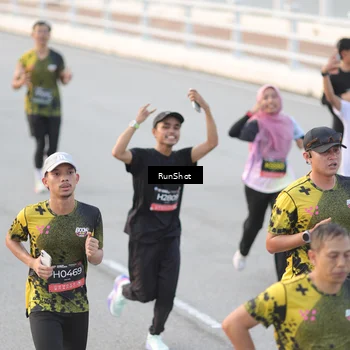 Runner Photo 6819375