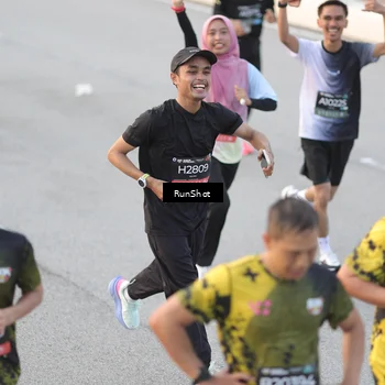 Runner Photo 6819385